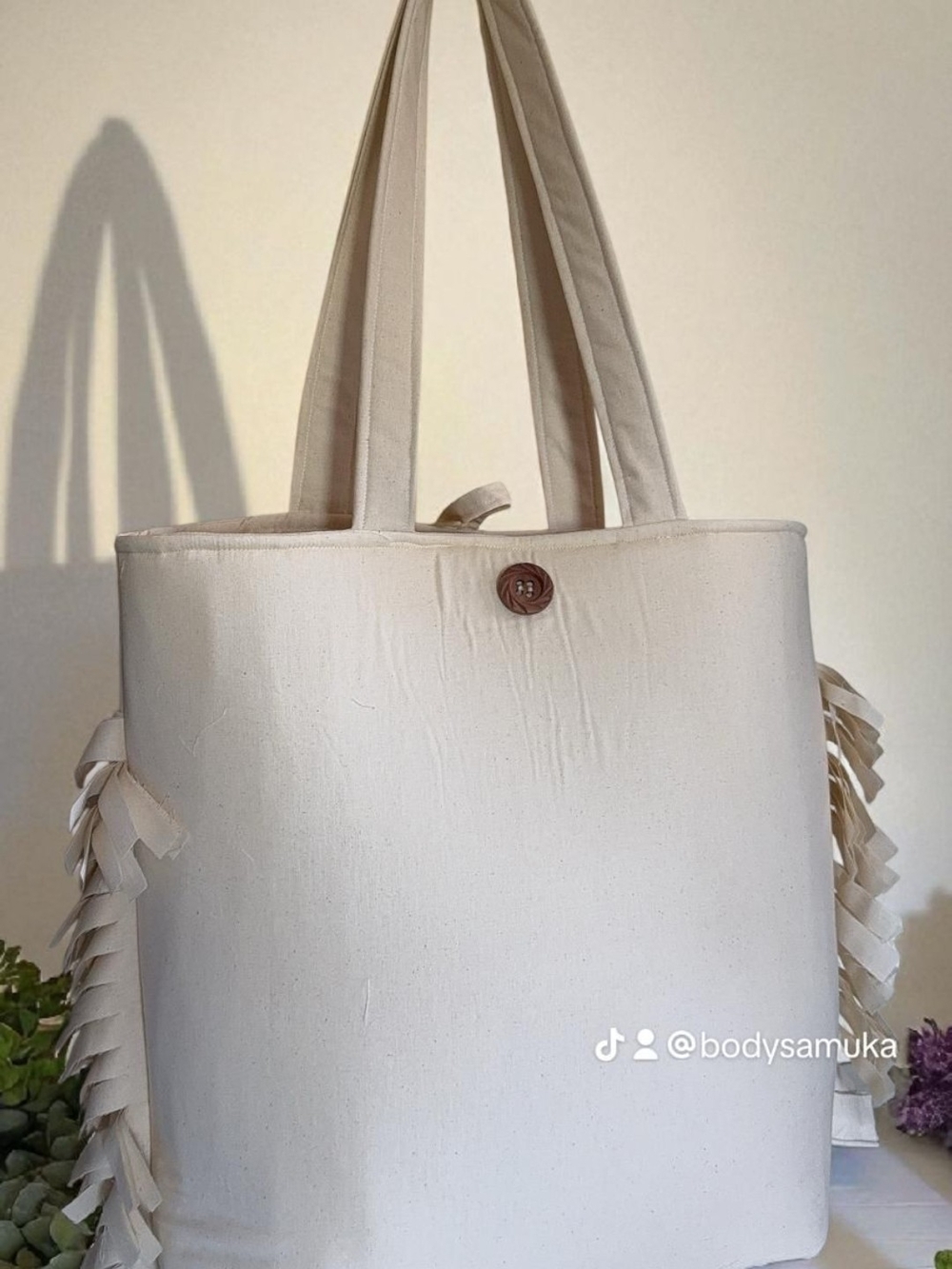 Fringed Cream Canvas Tote Bag - Unbranded